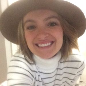 Meet your Posher, Amber